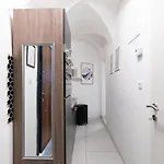 For 3 Guests I Kitchen I Netflix I 24 7 Check-in דירה קפנברג