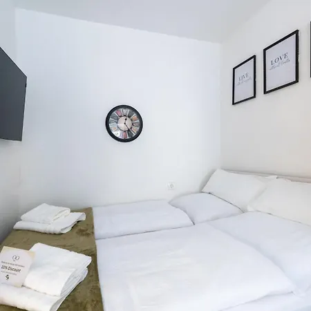 For 3 Guests I Kitchen I Netflix I 24 7 Check-in * 카펜베르크