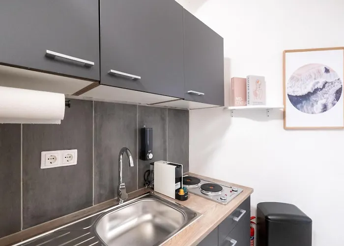 For 3 Guests I Kitchen I Netflix I 24 7 Check-in 아파트