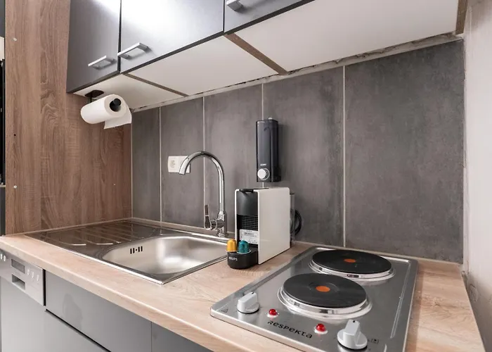 For 3 Guests I Kitchen I Netflix I 24 7 Check-in 아파트