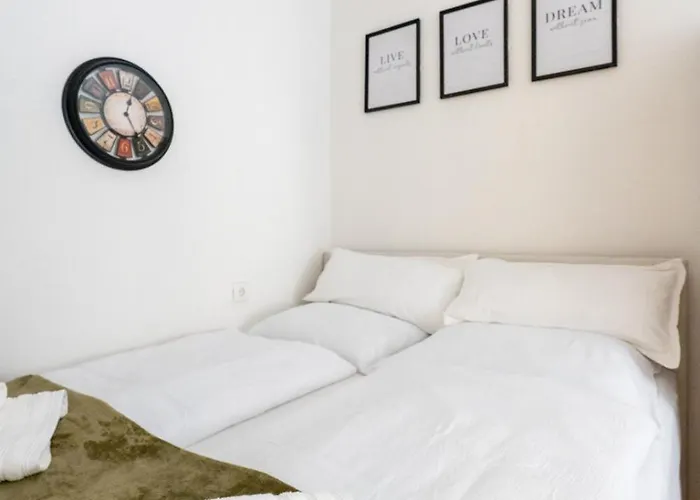 For 3 Guests I Kitchen I Netflix I 24 7 Check-in 아파트 *